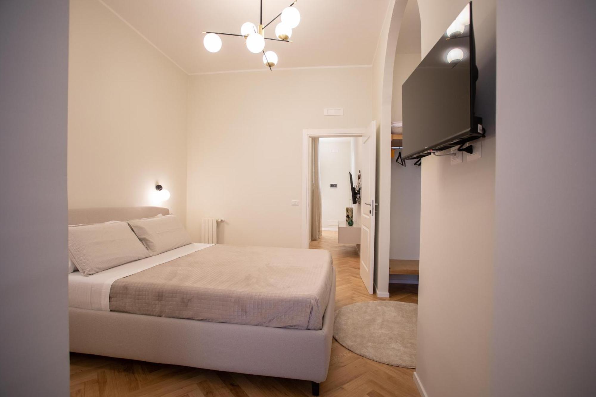 Light - Cattaro 65 Apartment Bari